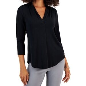 JM collection Macys 3/4 sleeve black vneck top